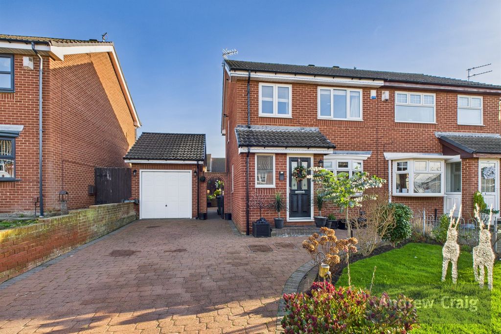 Property photo 1 of 16 (Main)