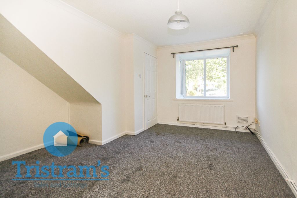 Property photo 3 of 10 Img_1923