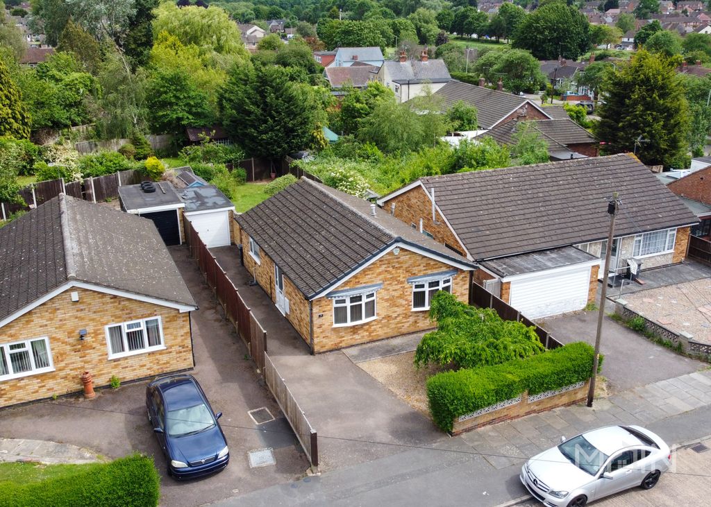 Property photo 1 of 21