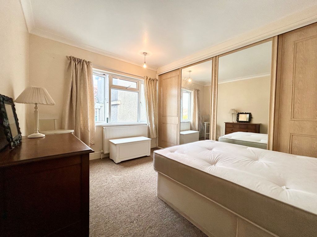 Property photo 1 of 4 View