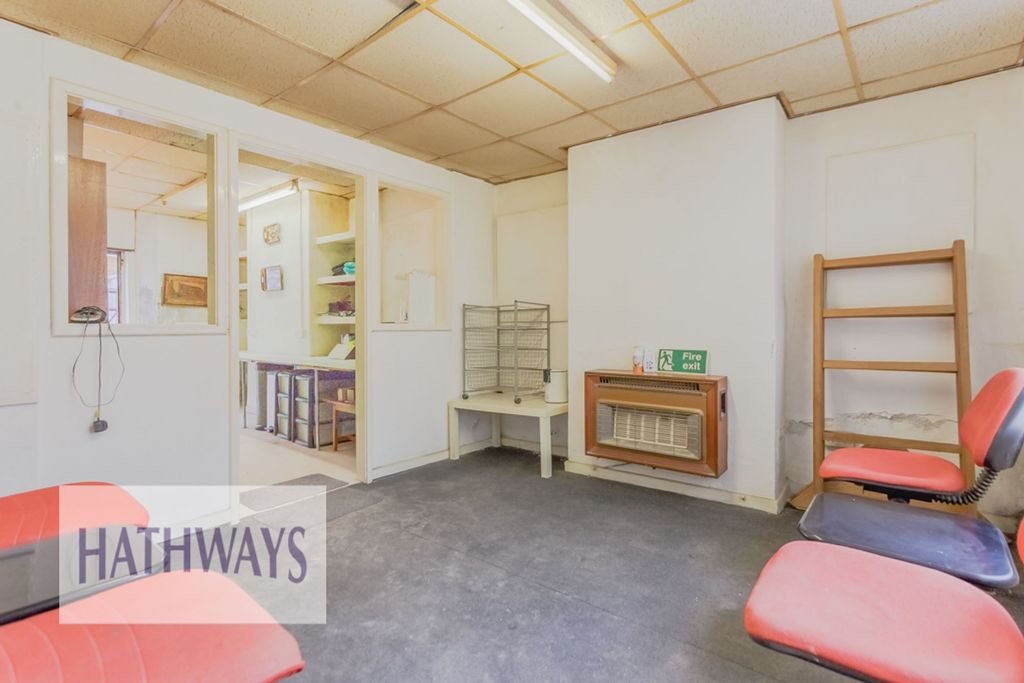 Property photo 3 of 21