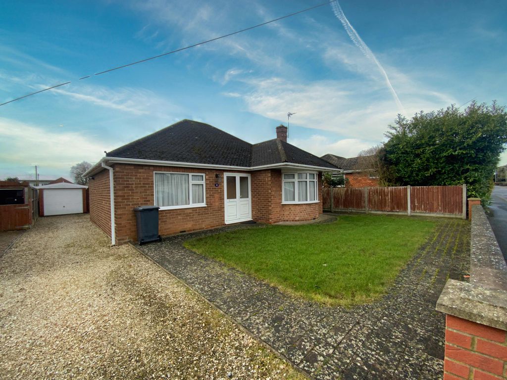 Property photo 1 of 10 Front