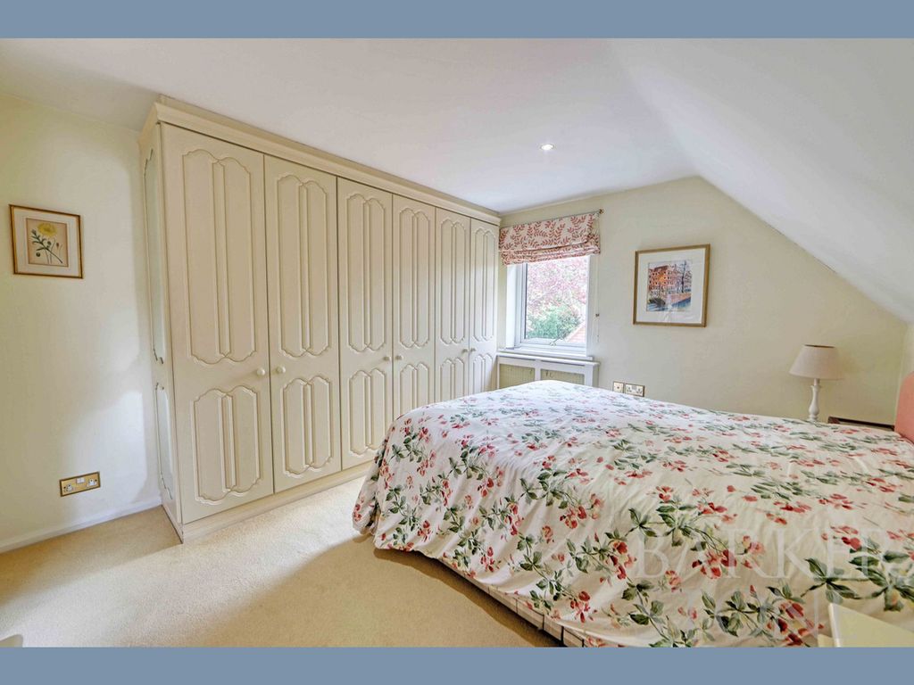 Additional image 10 of 2 bed flat for saleRiversdale, Bourne End SL8