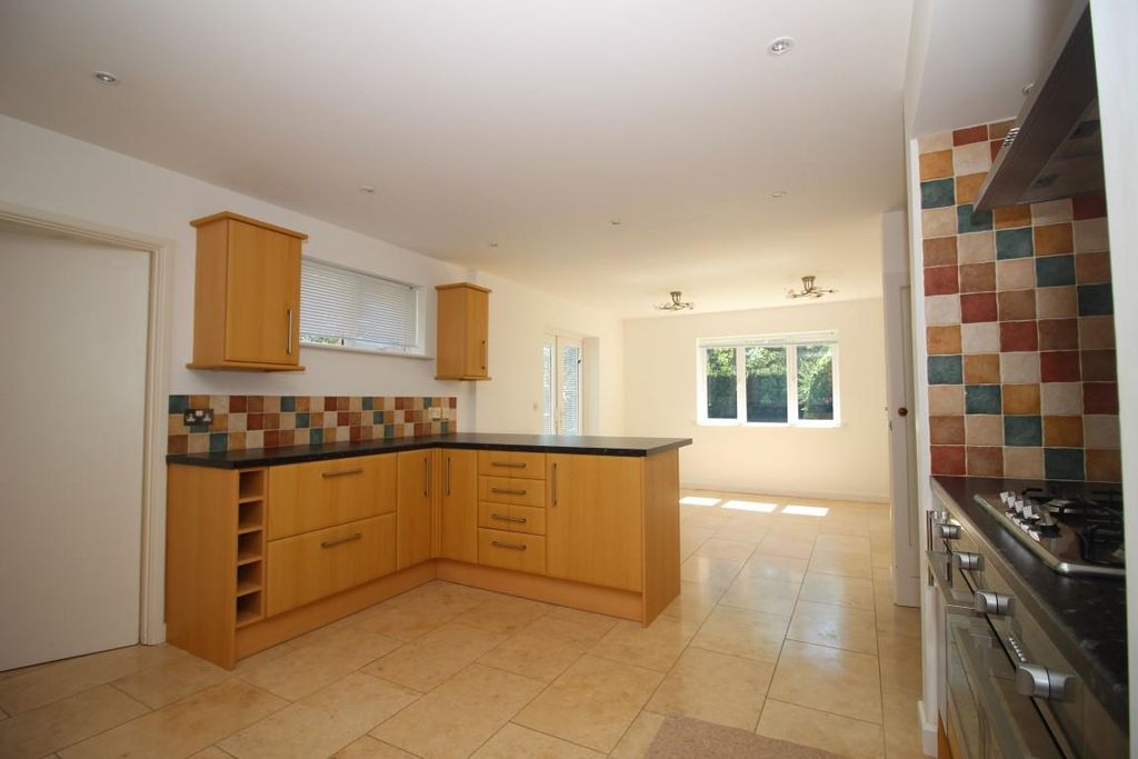 Property photo 3 of 27 Img_2904.Jpg