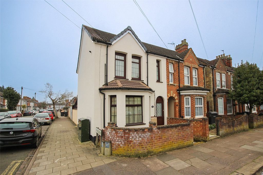 Property photo 1 of 12 Picture No. 01