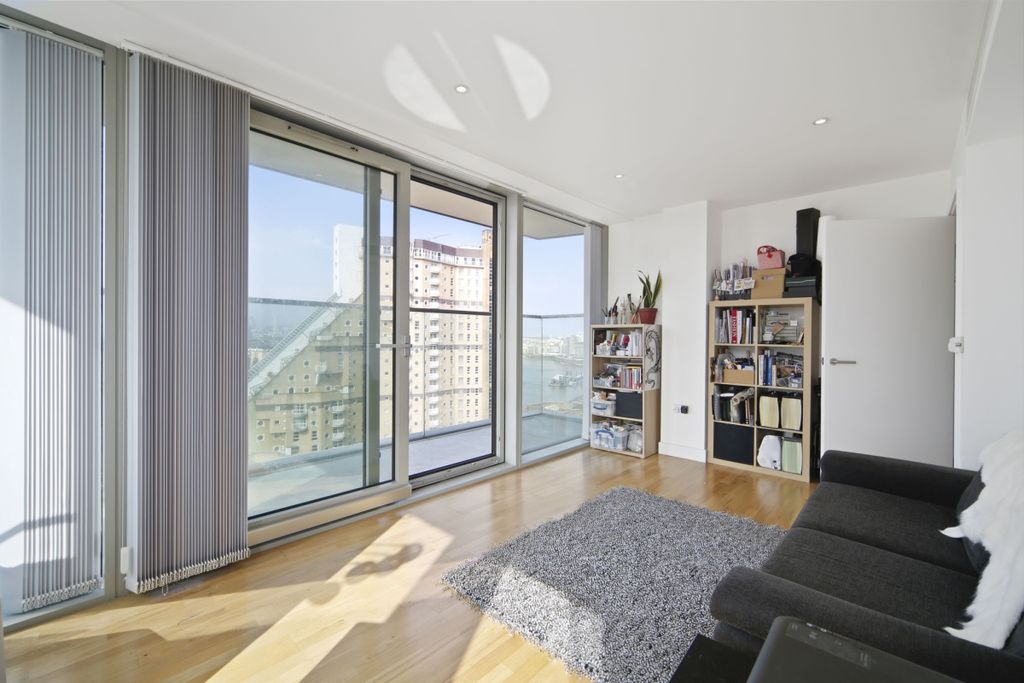 Property photo 2 of 19 E__J_9127_Edited_Low