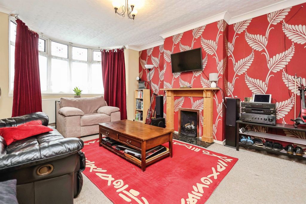 Property photo 2 of 17