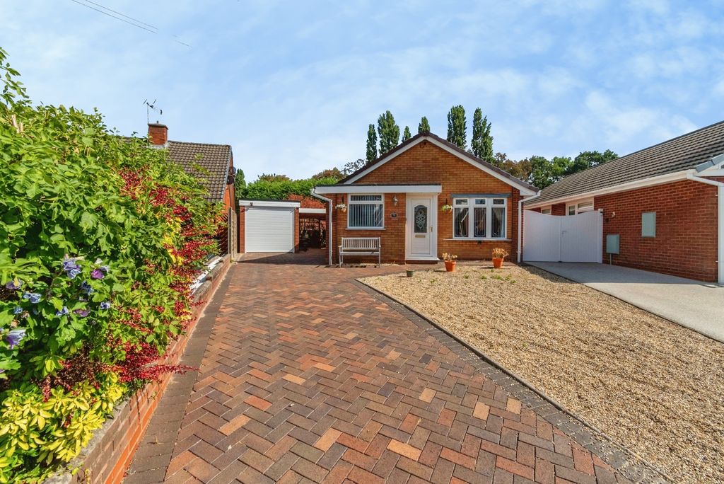 Property photo 1 of 18 Front