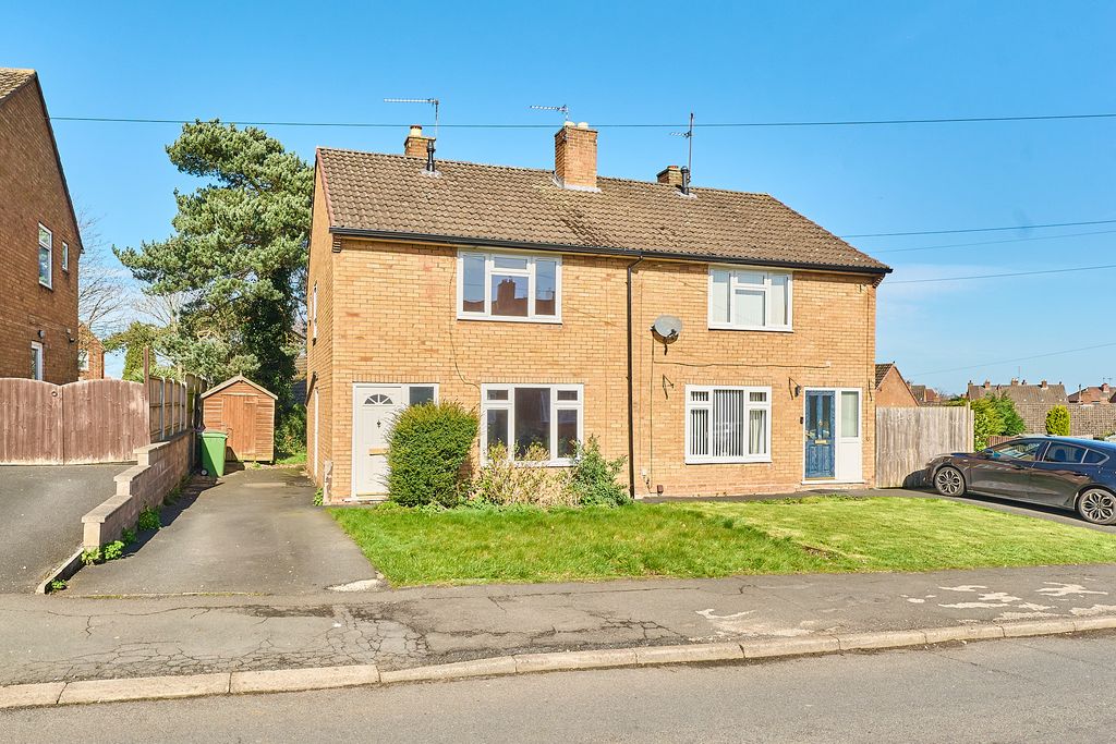 Property photo 1 of 8