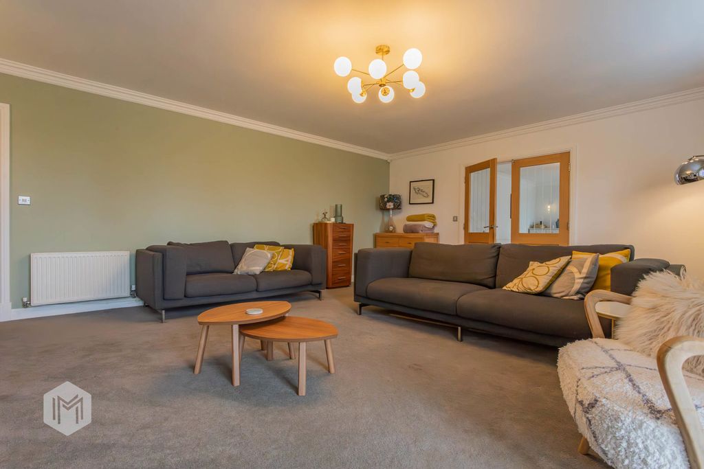 Property photo 3 of 41 Photograph