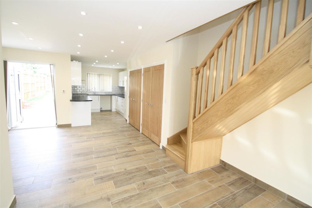 Property photo 3 of 14 Img_6826.Jpg