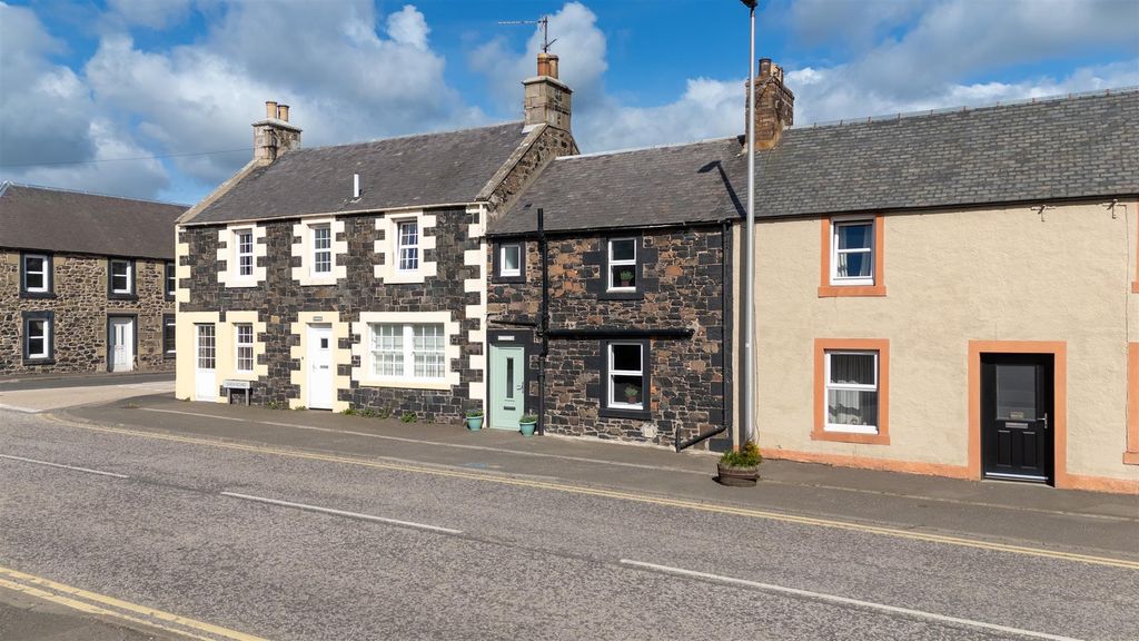 Property photo 3 of 31 Stable_Cottage_Gordon-3.Jpg