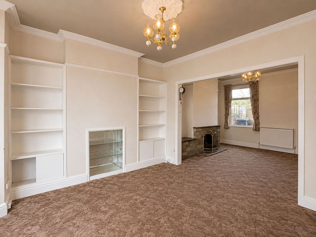 Property photo 3 of 20 Dining Room