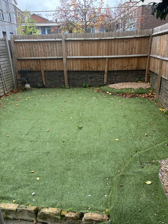 Property photo 2 of 6