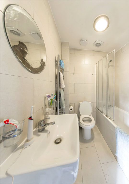Property photo 3 of 7 Picture No. 02