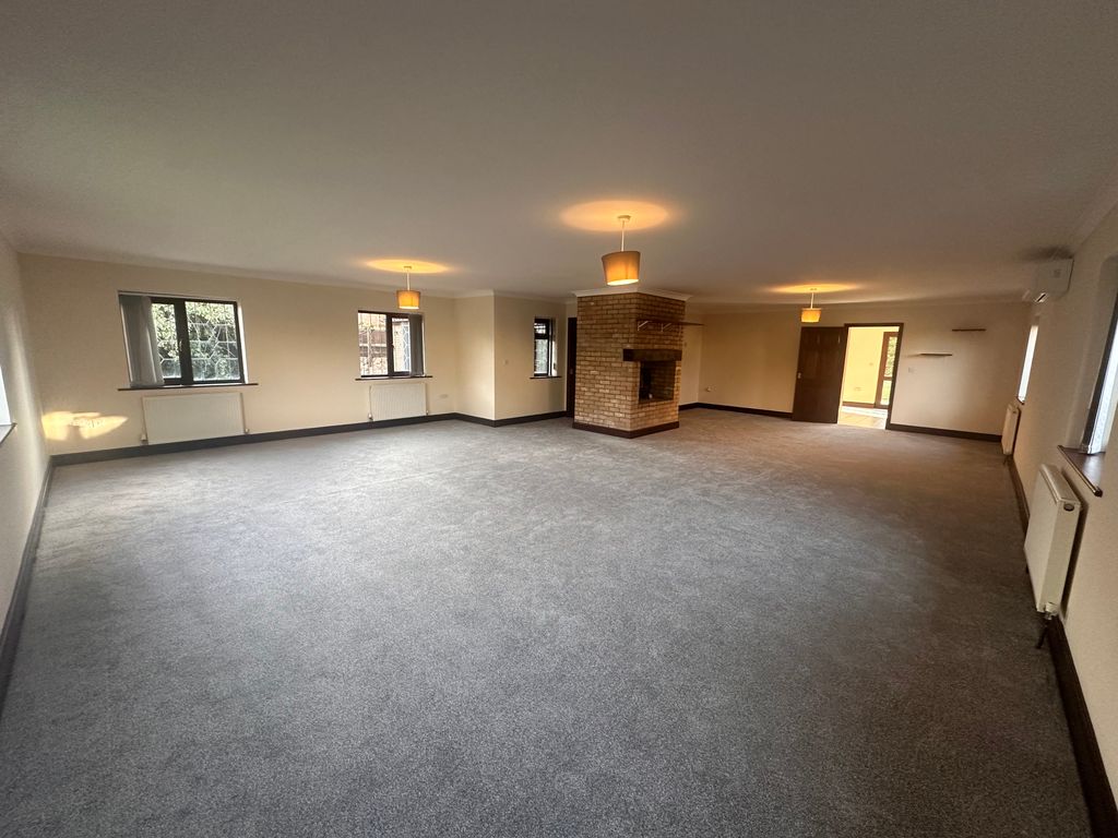 Property photo 2 of 15 View