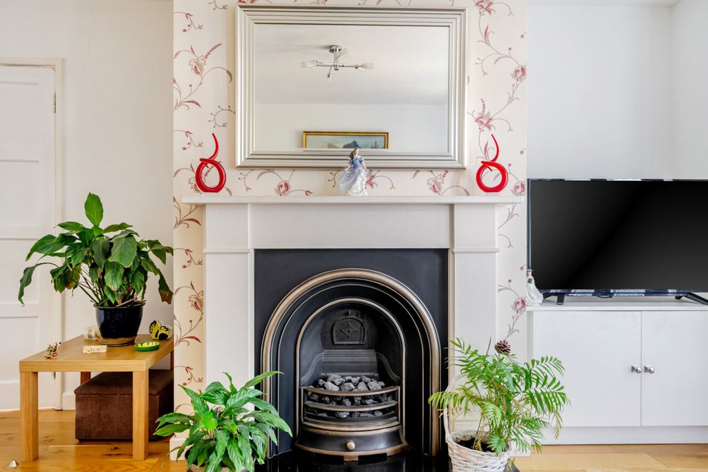 Property photo 2 of 21 1481763-11-6A394B...