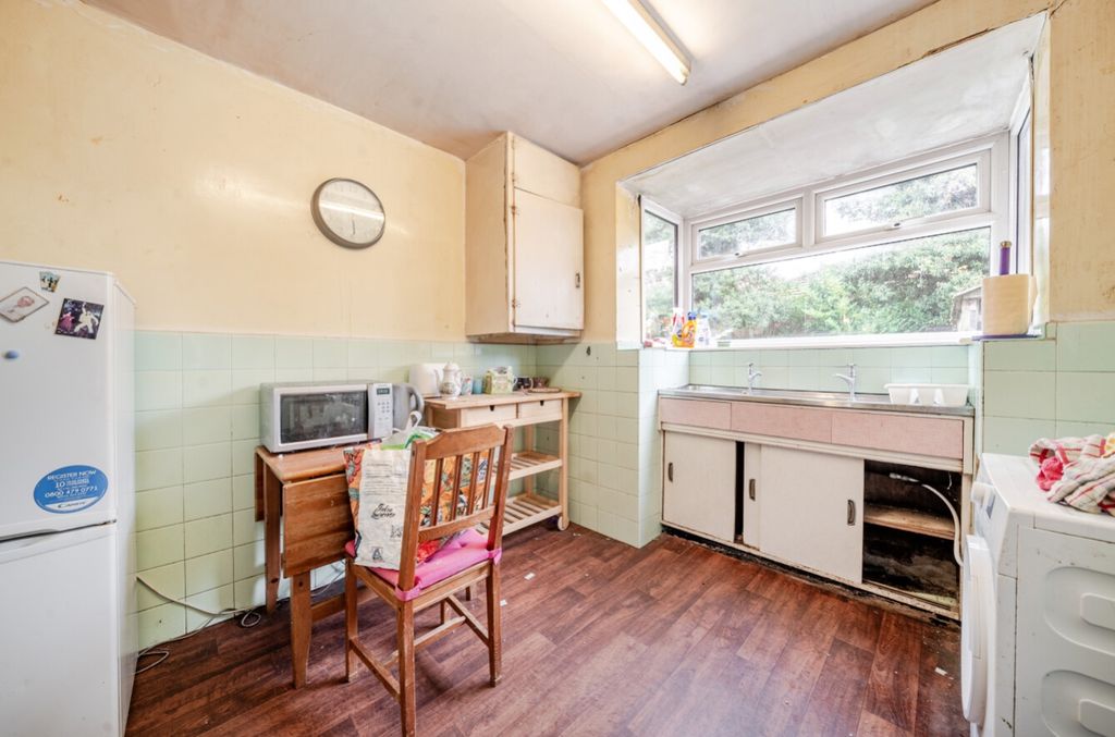 Property photo 3 of 11 1371634-6-68F7891414A21