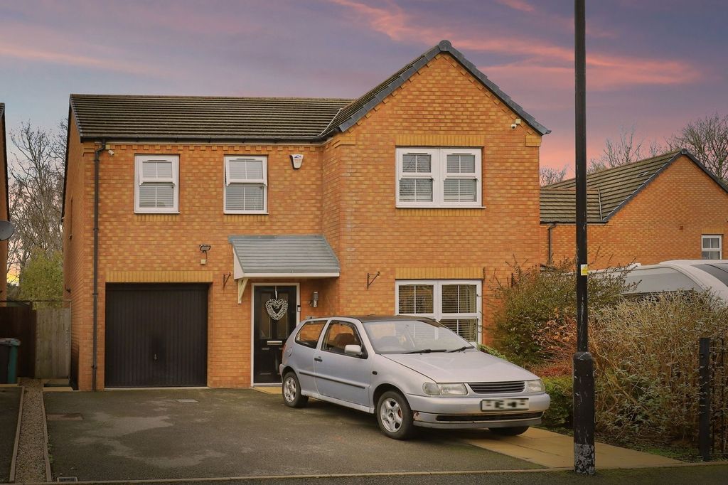 Property photo 1 of 26