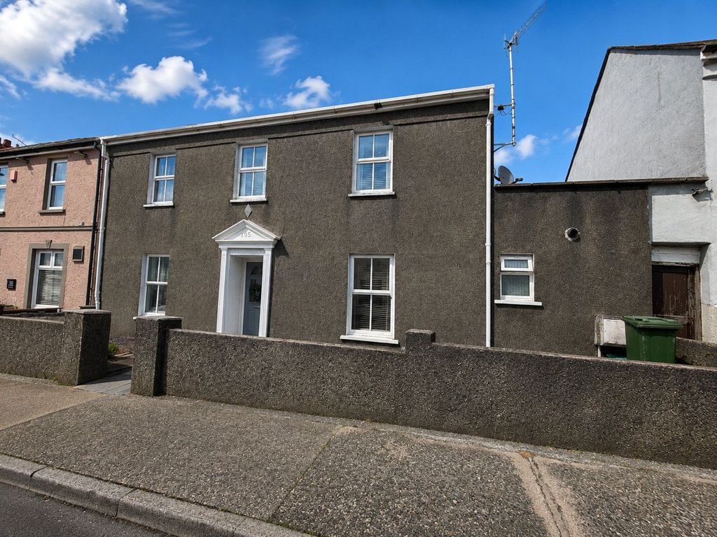 Property photo 1 of 34 Picture No. 02