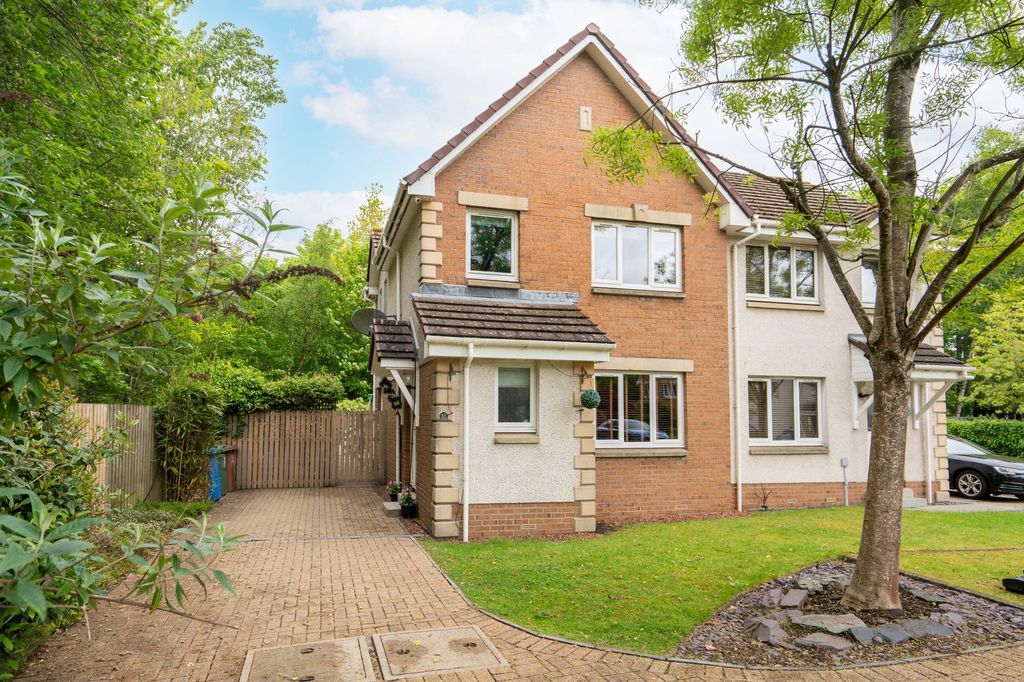 Property photo 1 of 34