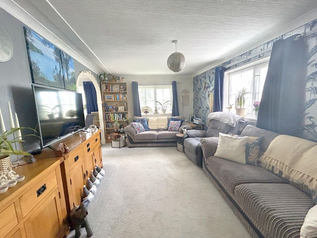 Property photo 3 of 12 Img_4131.Jpg