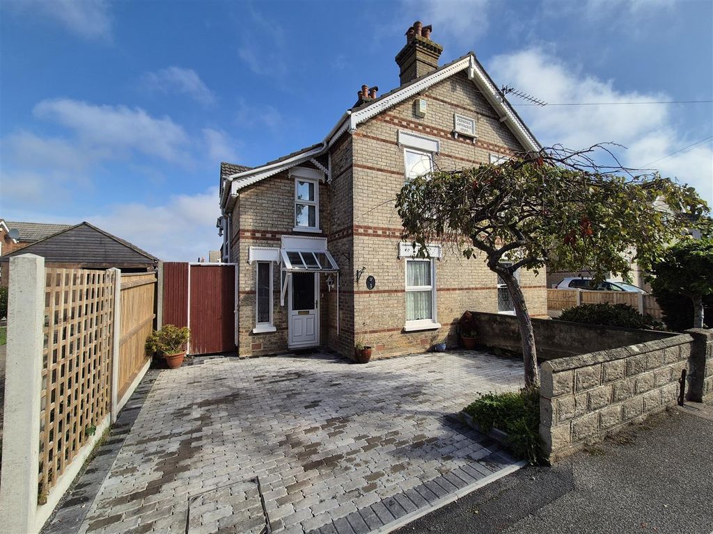 Property photo 1 of 15 116Vicfrnew.Jpg