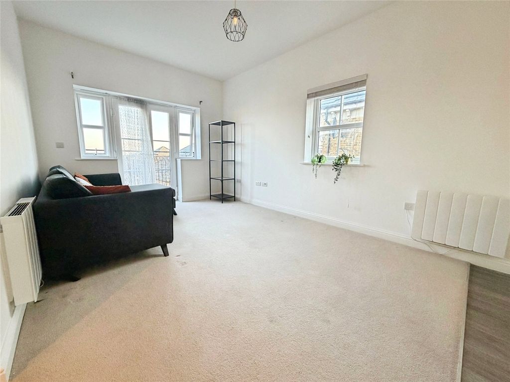 Property photo 3 of 12 Picture No. 03