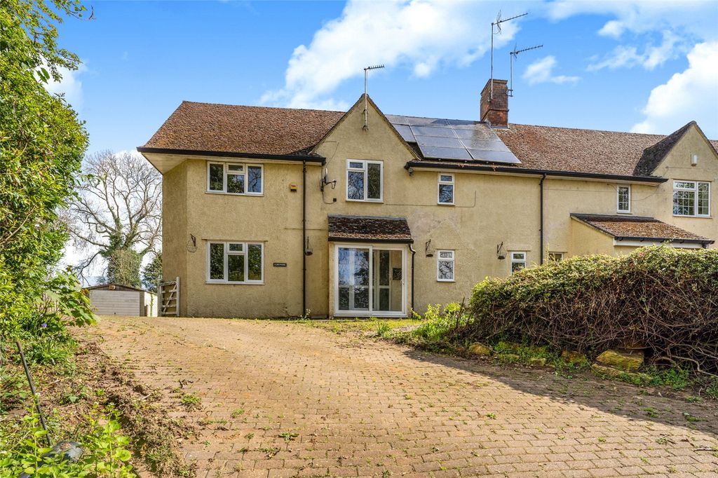 Property photo 2 of 18 Picture No. 15