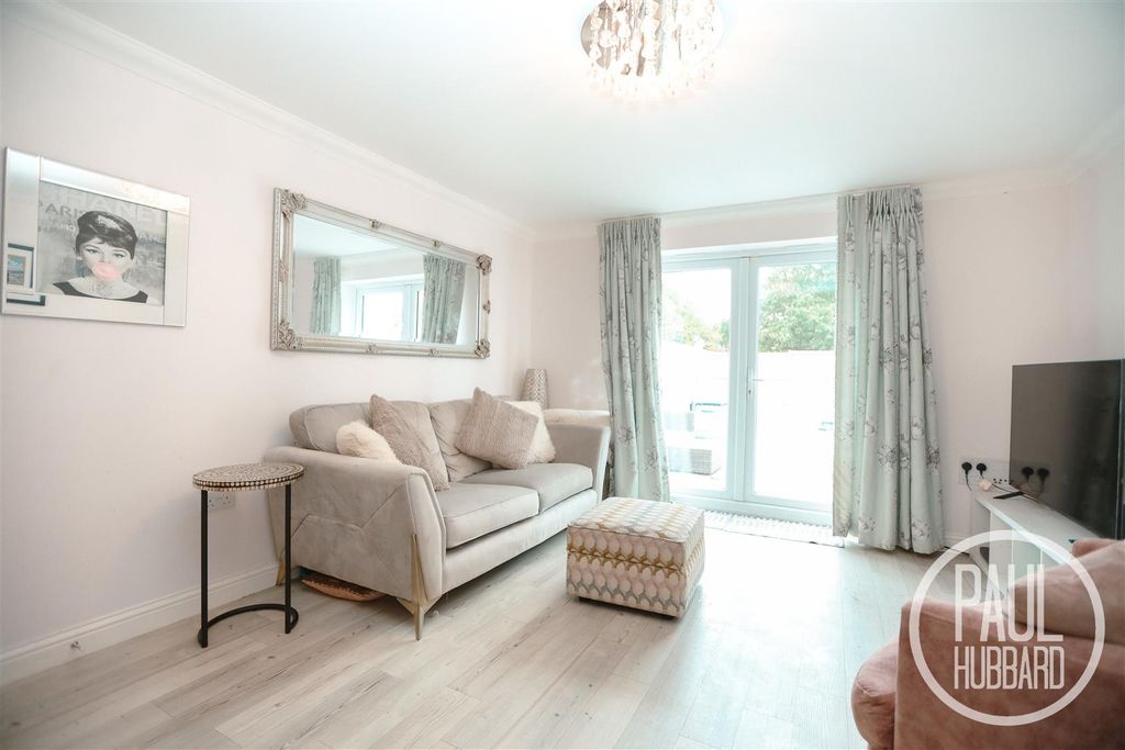 Property photo 1 of 16 7R5A4369.Jpg