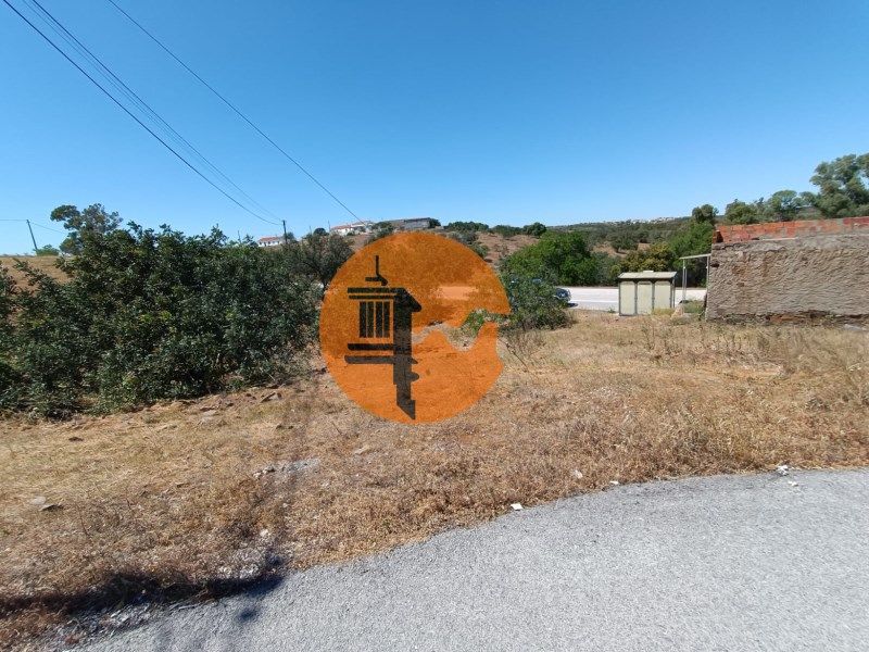 Property photo 3 of 35