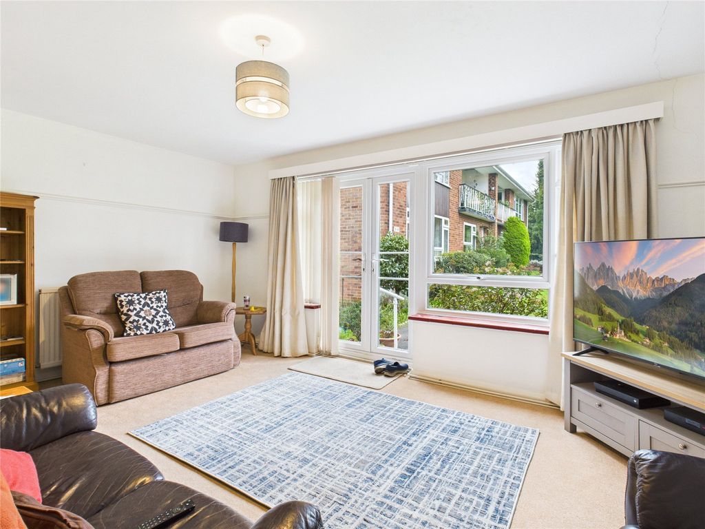 Property photo 2 of 10 Living Room