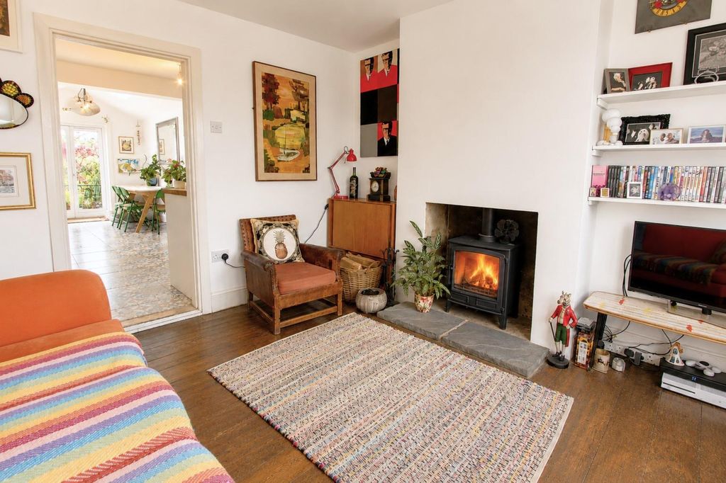 Property photo 3 of 14 Woodburner On B.Jpg