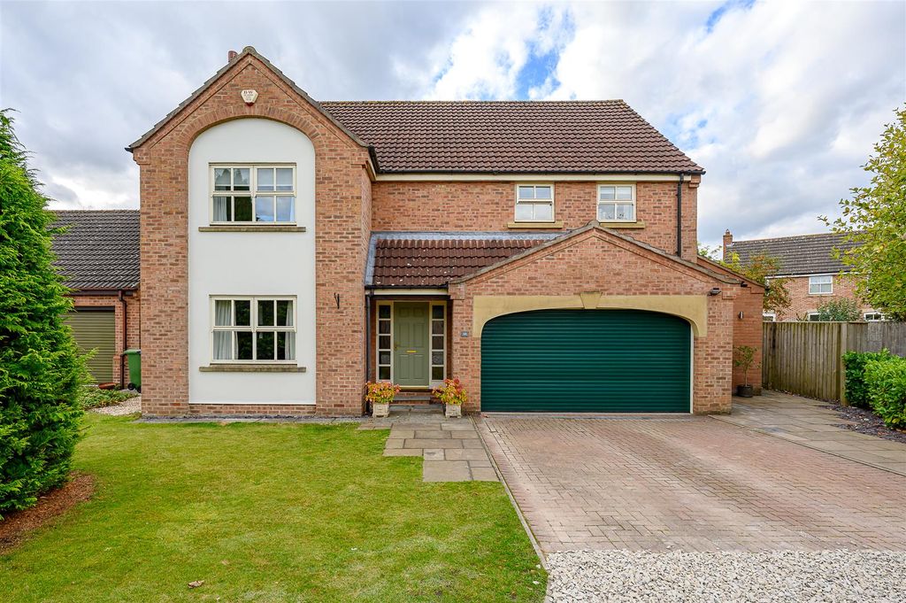 Property photo 1 of 29