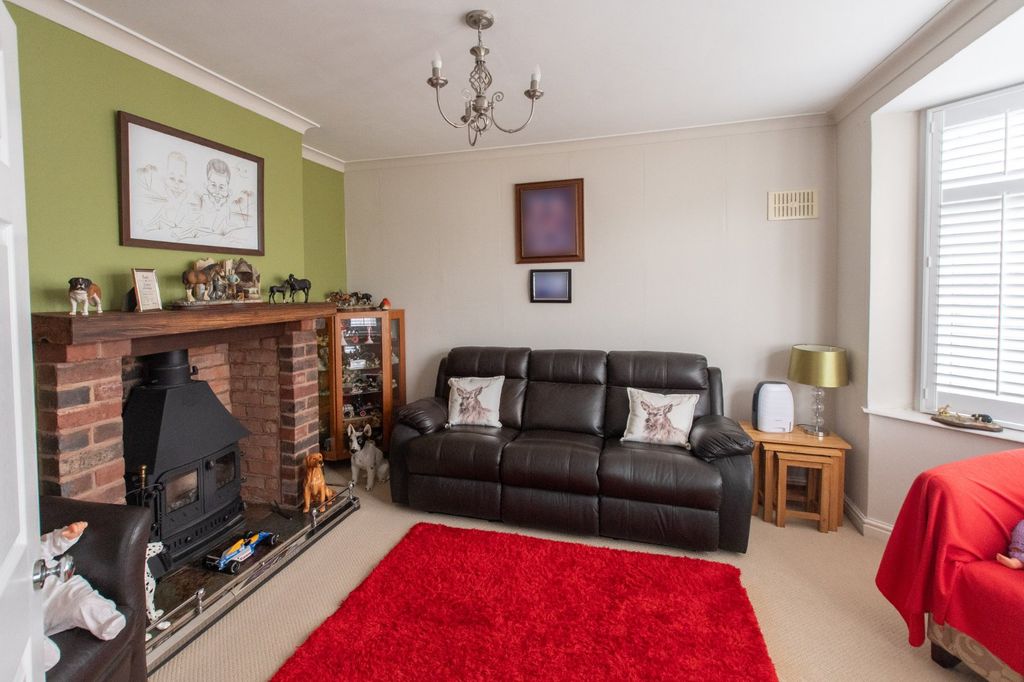 Property photo 3 of 18 Picture No. 10