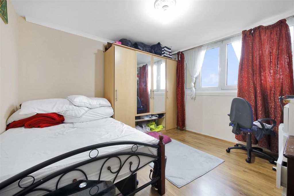 Property photo 2 of 4