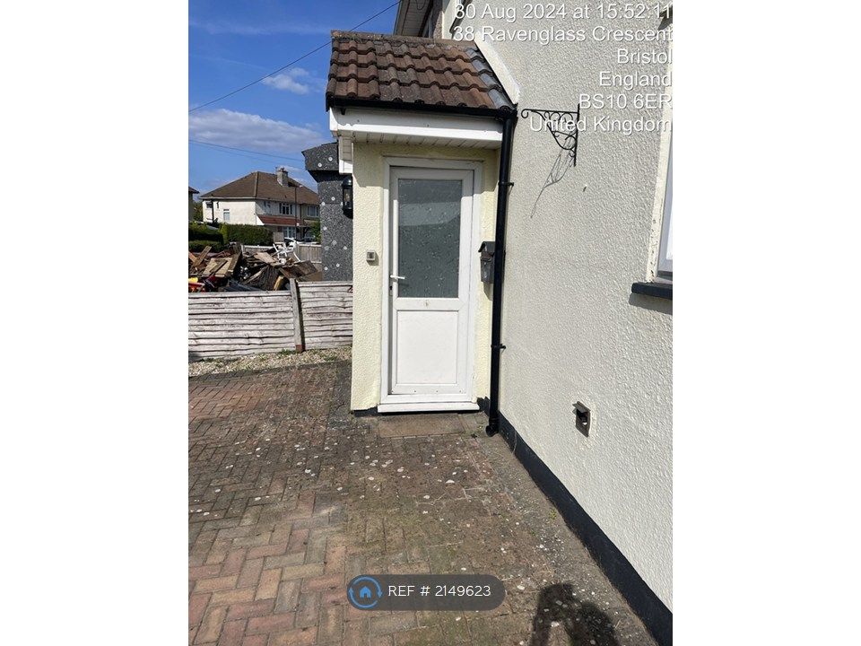 Property photo 2 of 11
