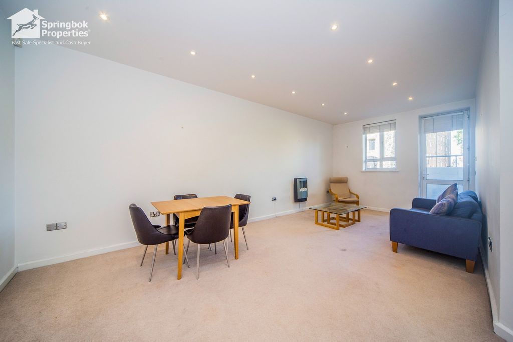 Property photo 2 of 16 Image 1