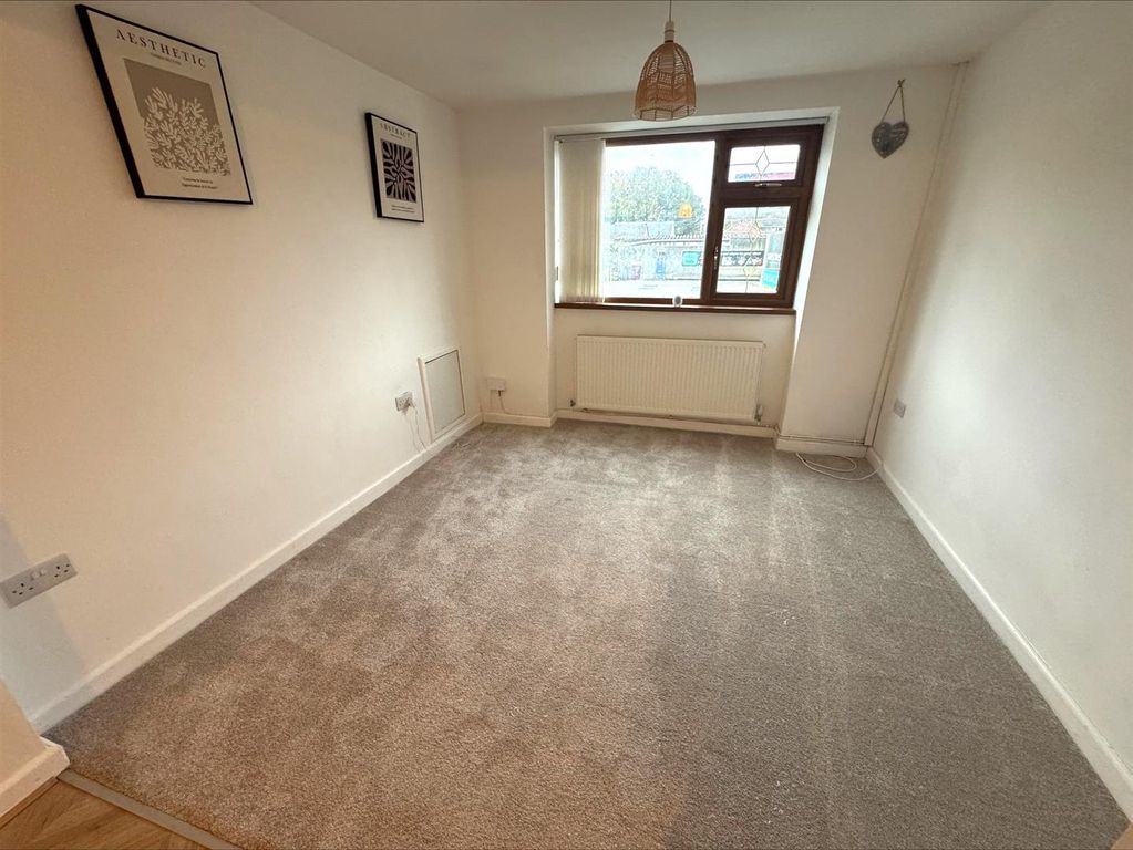 Property photo 2 of 19 Img_8453.Jpeg