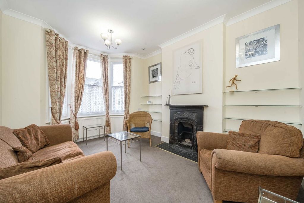 Property photo 2 of 5