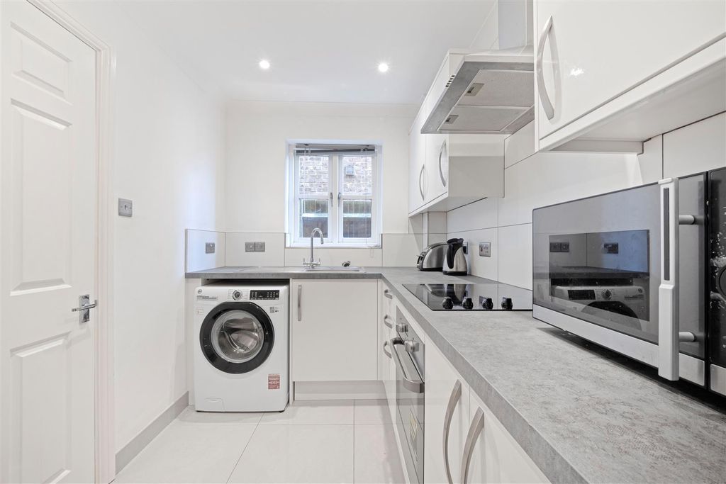 Property photo 3 of 12 Ar-011.Jpg