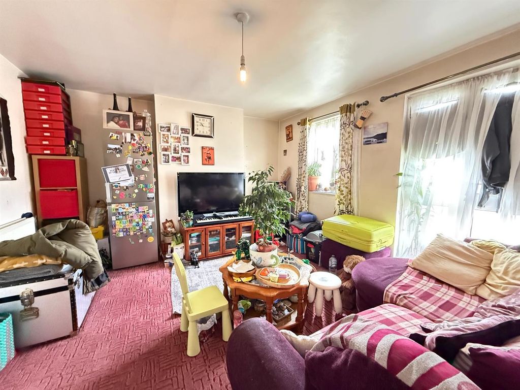 Property photo 2 of 6 02.Jpeg