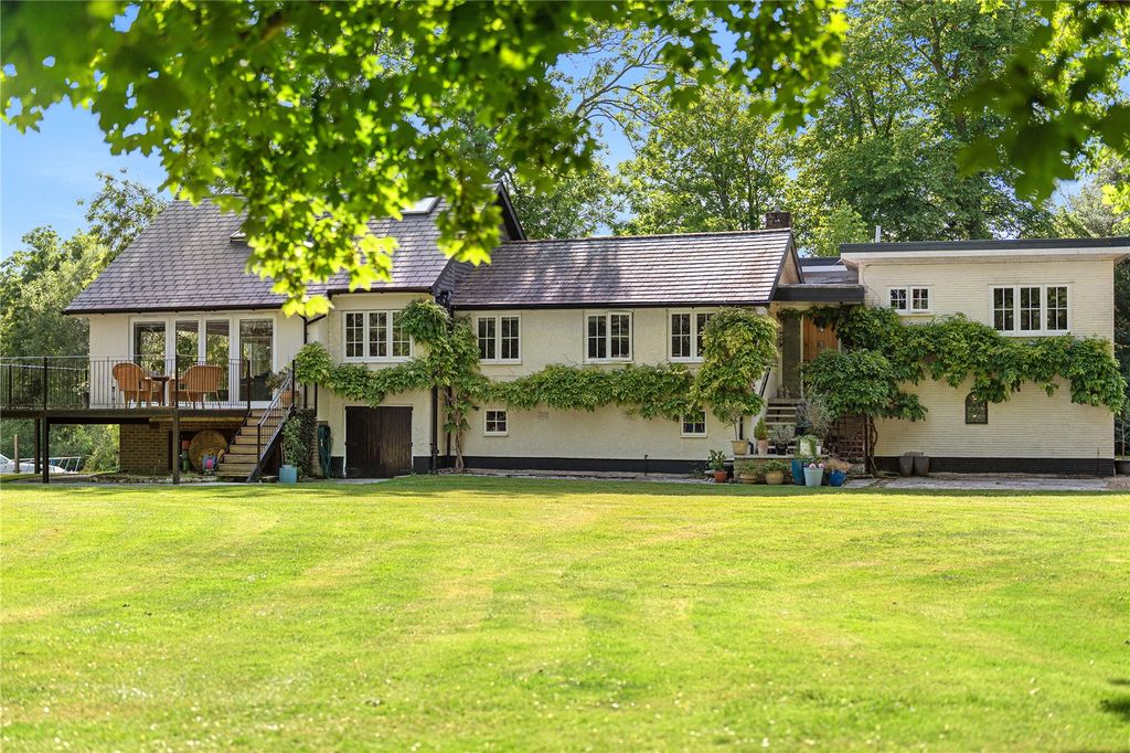 Property photo 2 of 32 Picture No. 82