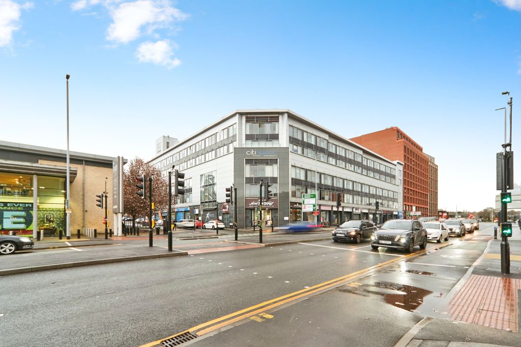 Property photo 3 of 15