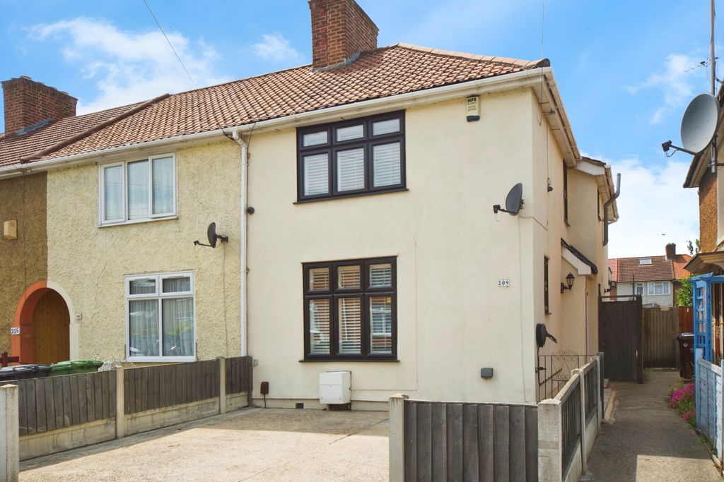 Property photo 1 of 20