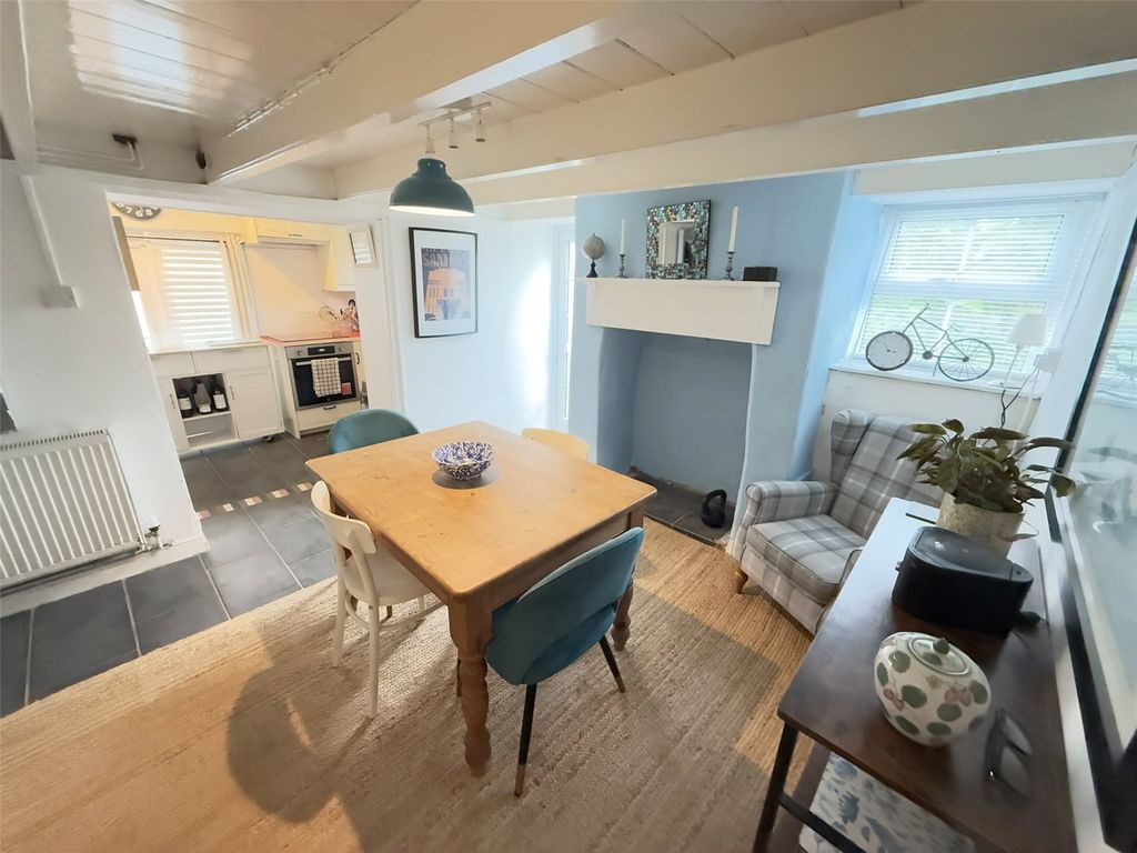 Property photo 3 of 20 Picture No. 04