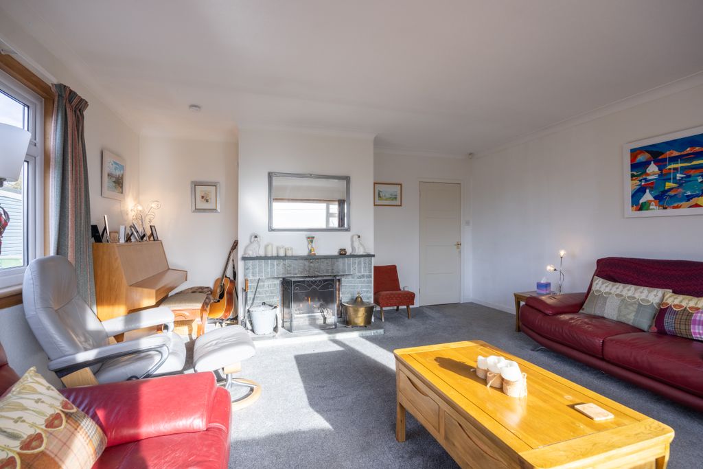 Property photo 1 of 42