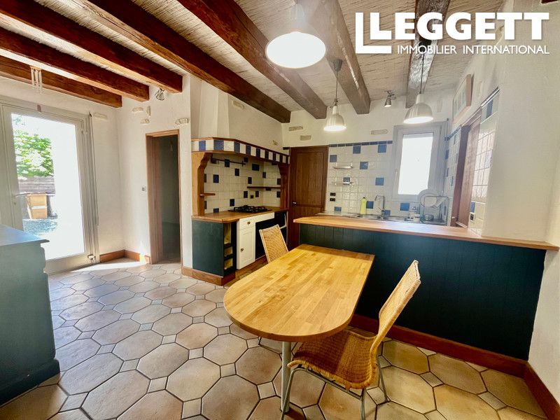 Property photo 2 of 10