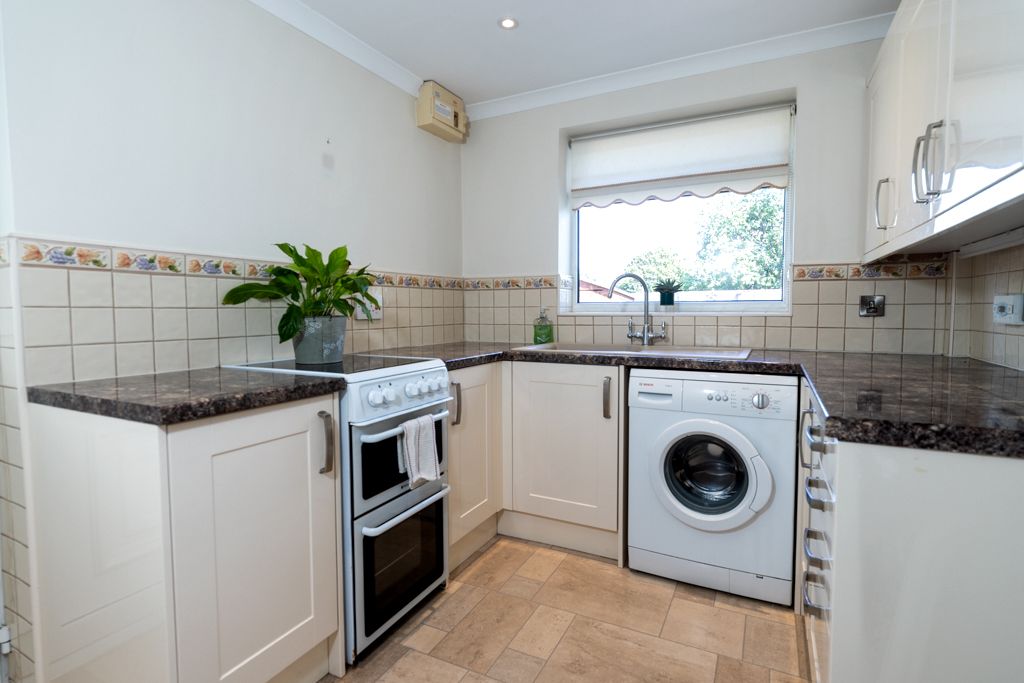 Property photo 3 of 15 B0031609