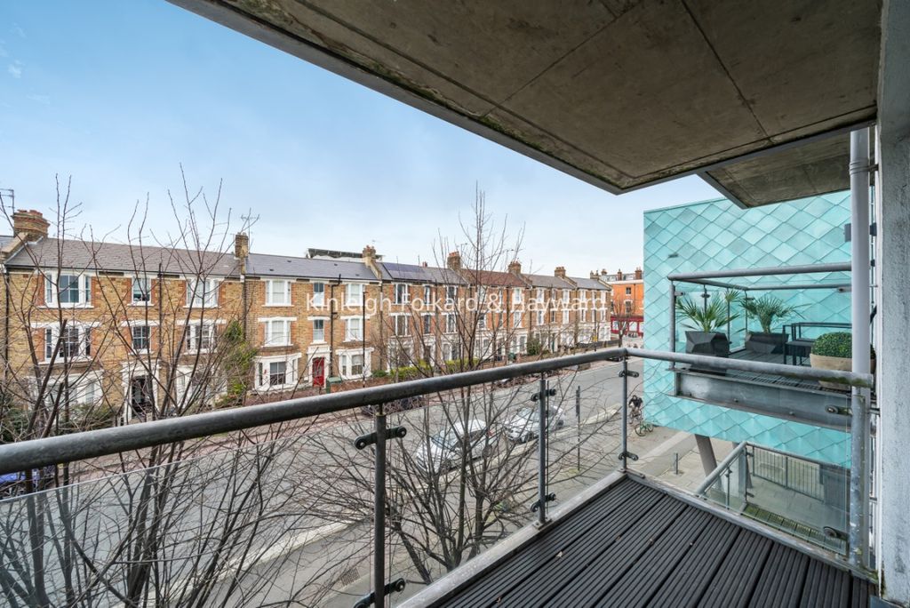 Property photo 3 of 6 F7291730-2F07-416E-9